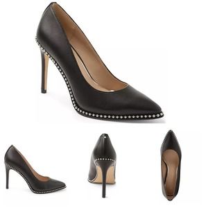 BCBGeneration Holli Chain Pump Black 6M NEW!!